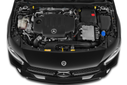 
										MERCEDES CLASSE A BERLINE  CLASSE A 200 D 8G-DCT AMG LINE plein									