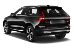 
										VOLVO XC60  T6 AWD HYBRIDE RECHARGEABLE 253 CH+145 CH GEARTRONIC 8 ULTRA STYLE CHROME plein									