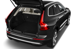 
										VOLVO XC60  T6 AWD HYBRIDE RECHARGEABLE 253 CH+145 CH GEARTRONIC 8 ULTRA STYLE CHROME plein									