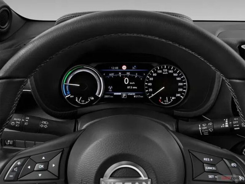 
								NISSAN Juke Tekna Juke HYBRID 143 plein									