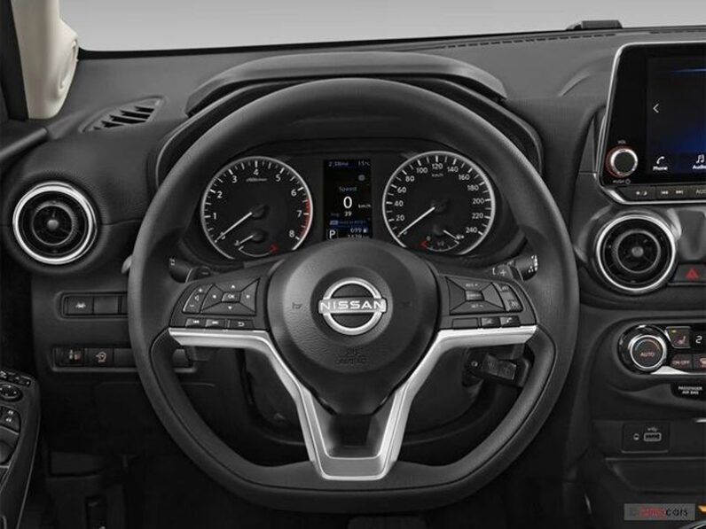 
								NISSAN Juke Tekna Juke DIG-T 114 plein									