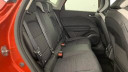 
										RENAULT CAPTUR plein									