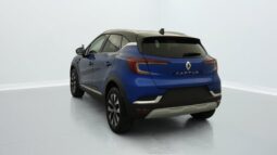 
										RENAULT CAPTUR plein									