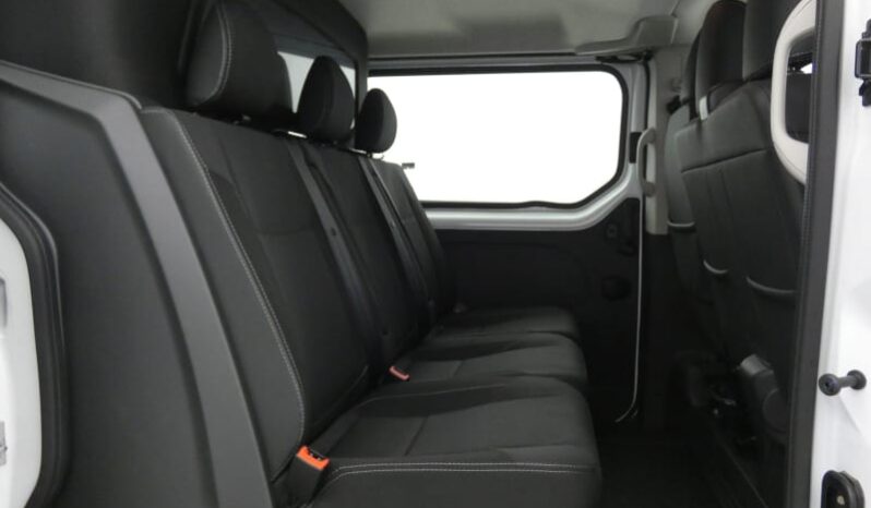 
								RENAULT TRAFIC CABINE APPROFONDIE plein									