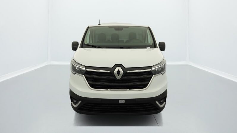 
								RENAULT TRAFIC FOURGON plein									