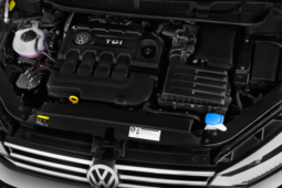 
										VOLKSWAGEN TOURAN plein									